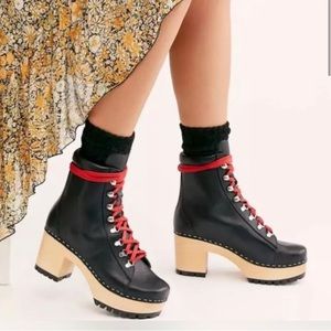 NEW Swedish Hasbeens Hiking Clog Boots